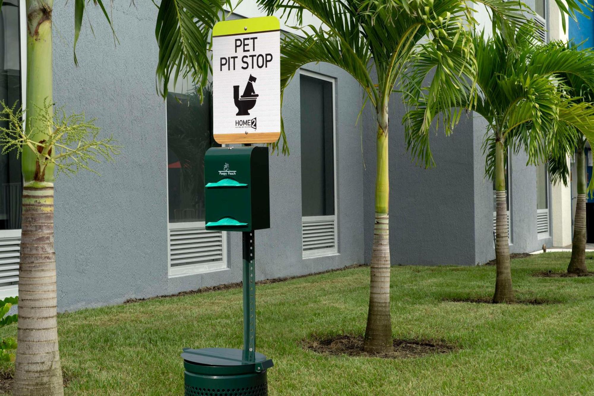 Home2 Suites By Hilton Fort Myers Airport Extérieur photo